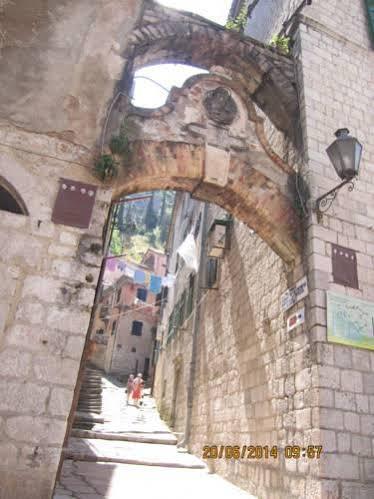 Apartment Ozana Kotor Exterior foto